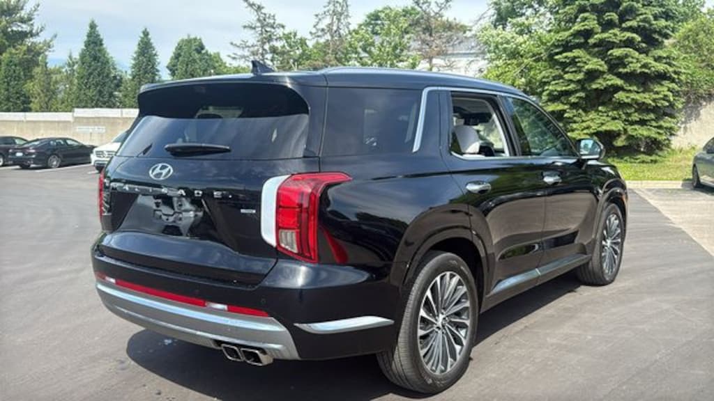 Used 2024 Hyundai Palisade Calligraphy SUV