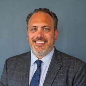 Staff member Chris Steele from ID_69c2ba