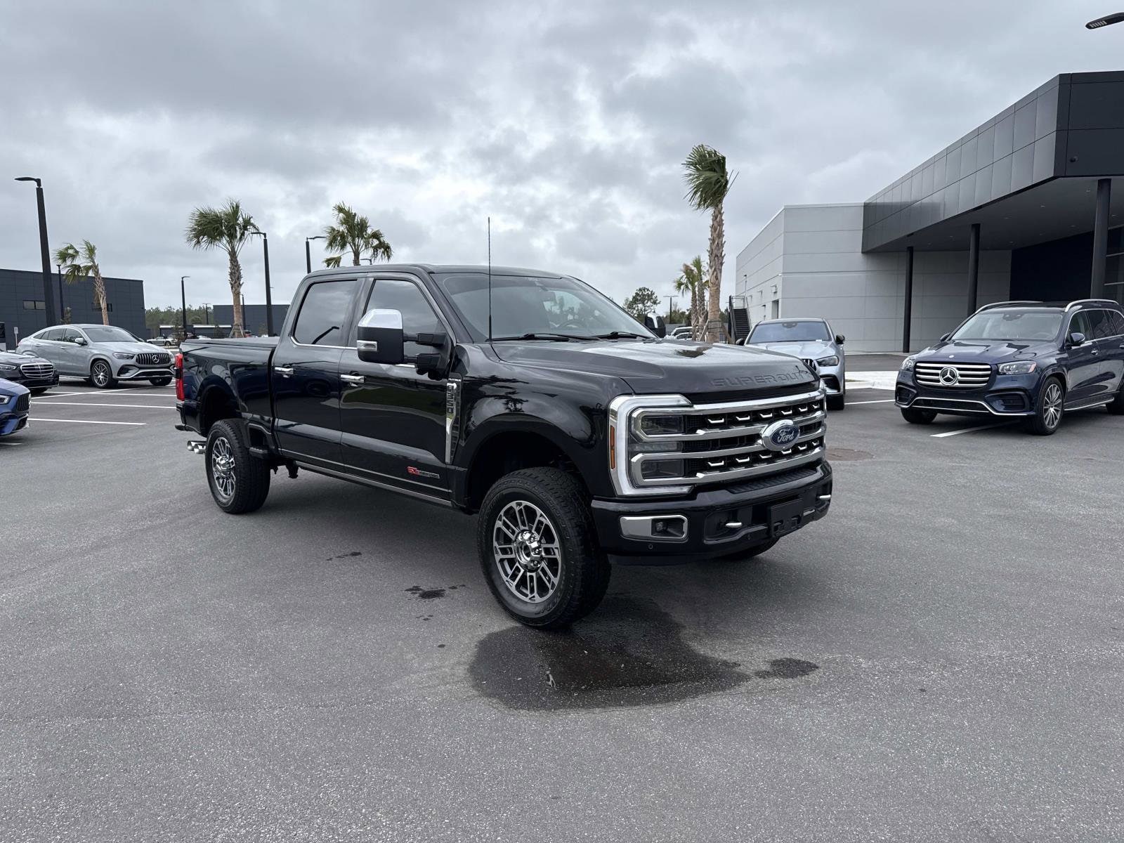 2024 Ford F-350 Platinum 4x4 Crew Cab 6-3/4' Box SRW's photo