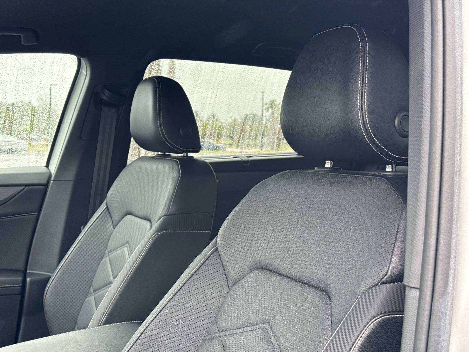 2024 Volkswagen Atlas Cross Sport SE w/Tech - Photo 13