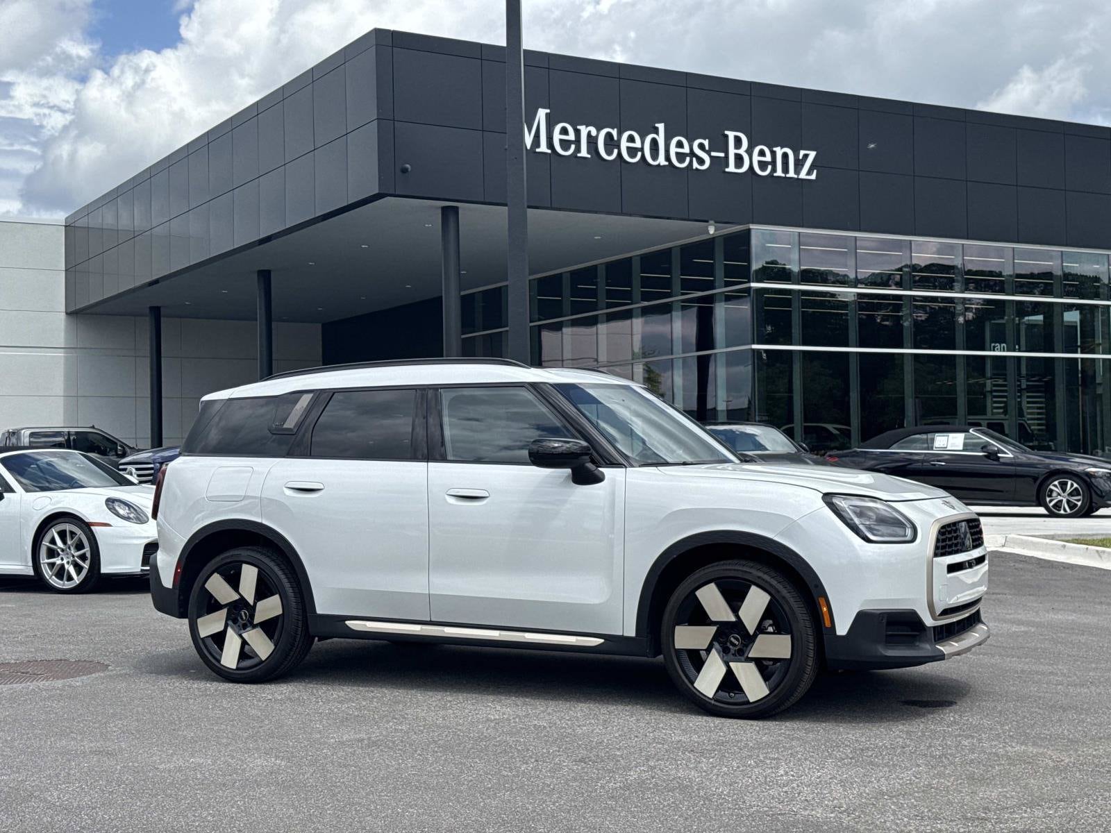 2025 MINI Countryman S ALL4's photo