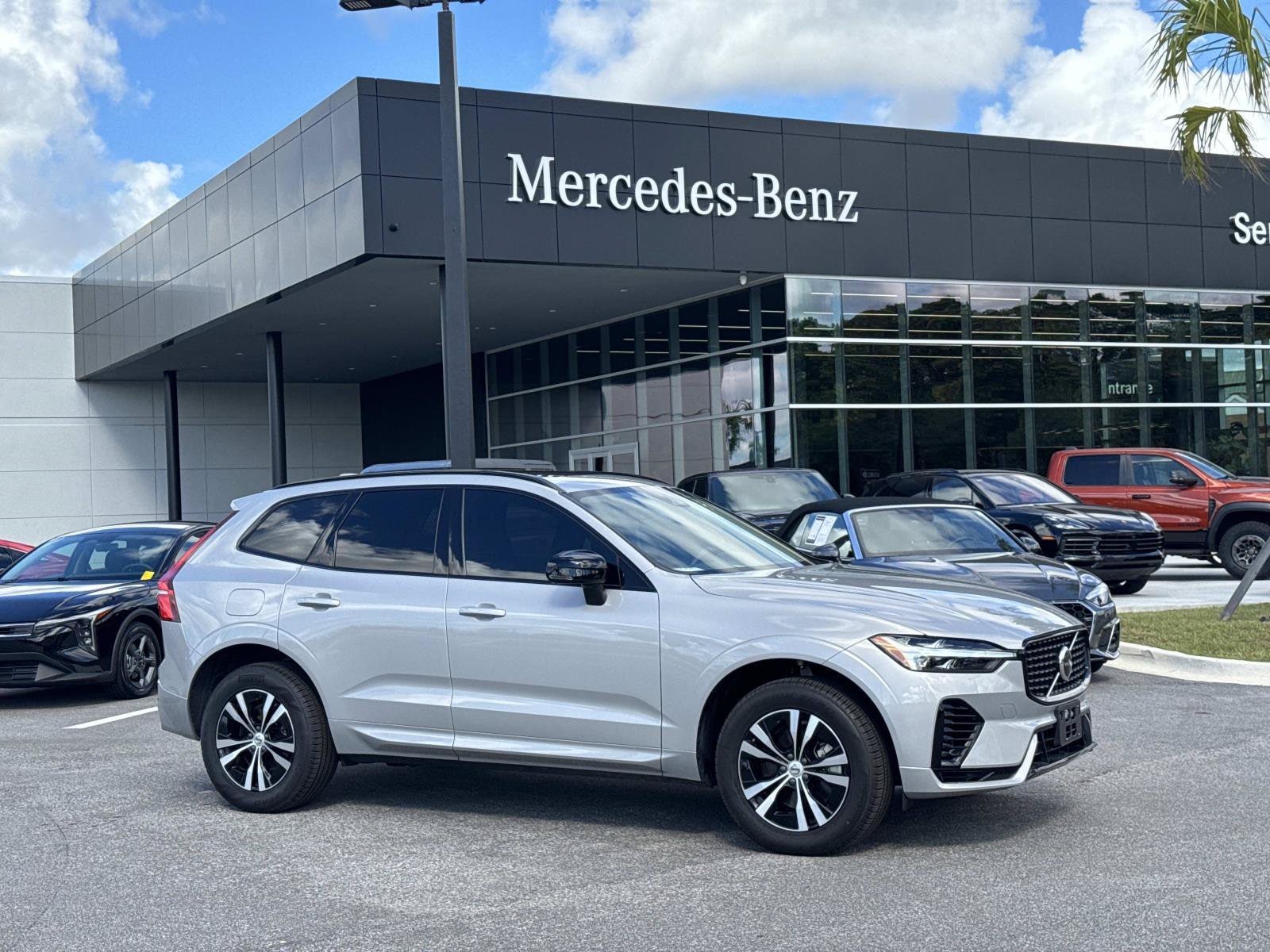 2025 Volvo XC60