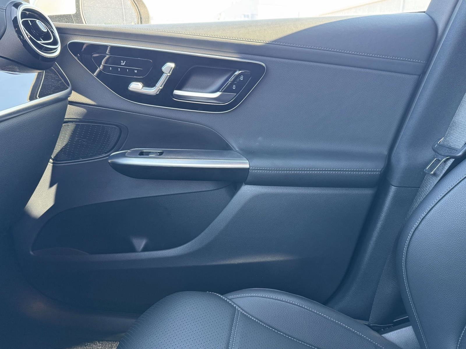 2024 Mercedes-Benz GLC GLC 300 - Photo 23