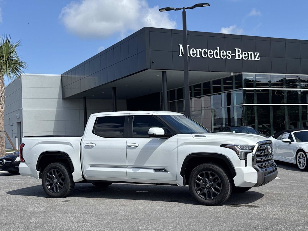 Used 2025 Toyota Tundra Hybrid Platinum Platinum Hybrid CrewMax 5.5 Bed