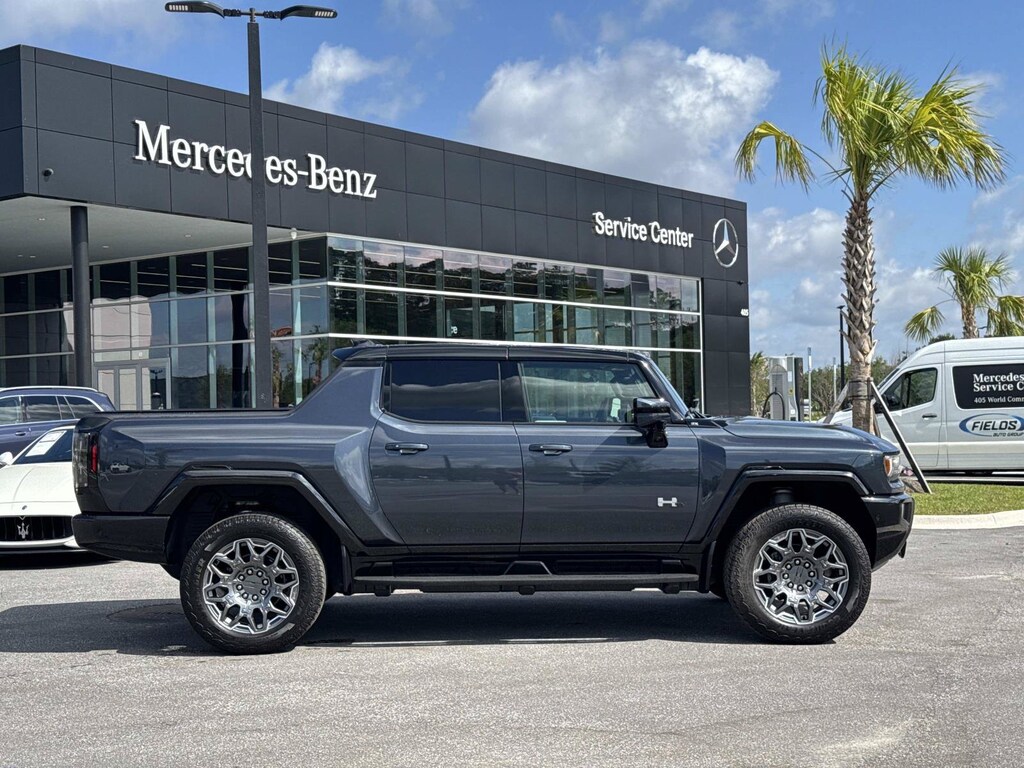Used 2025 GMC Hummer EV Pickup 3X e4WD Crew Cab 3X