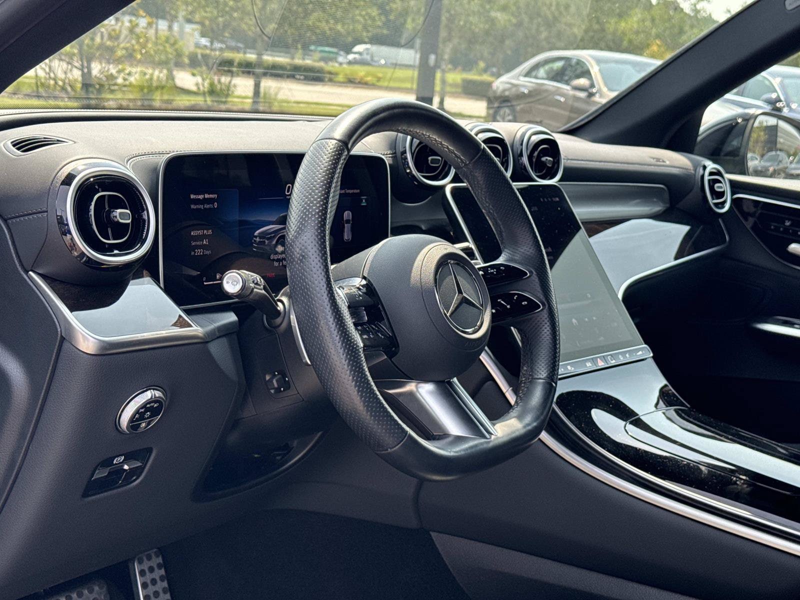 2025 Mercedes-Benz GLC Base - Photo 15