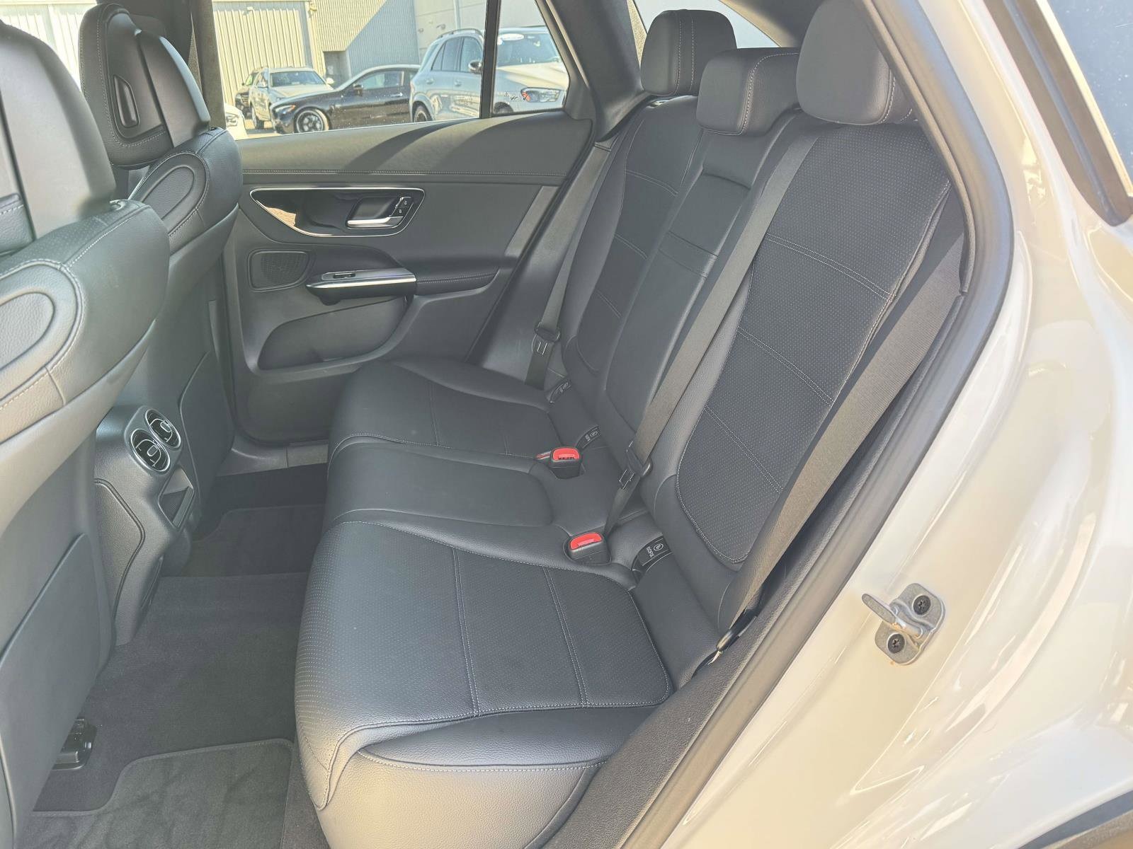 2024 Mercedes-Benz GLC GLC 300 - Photo 14