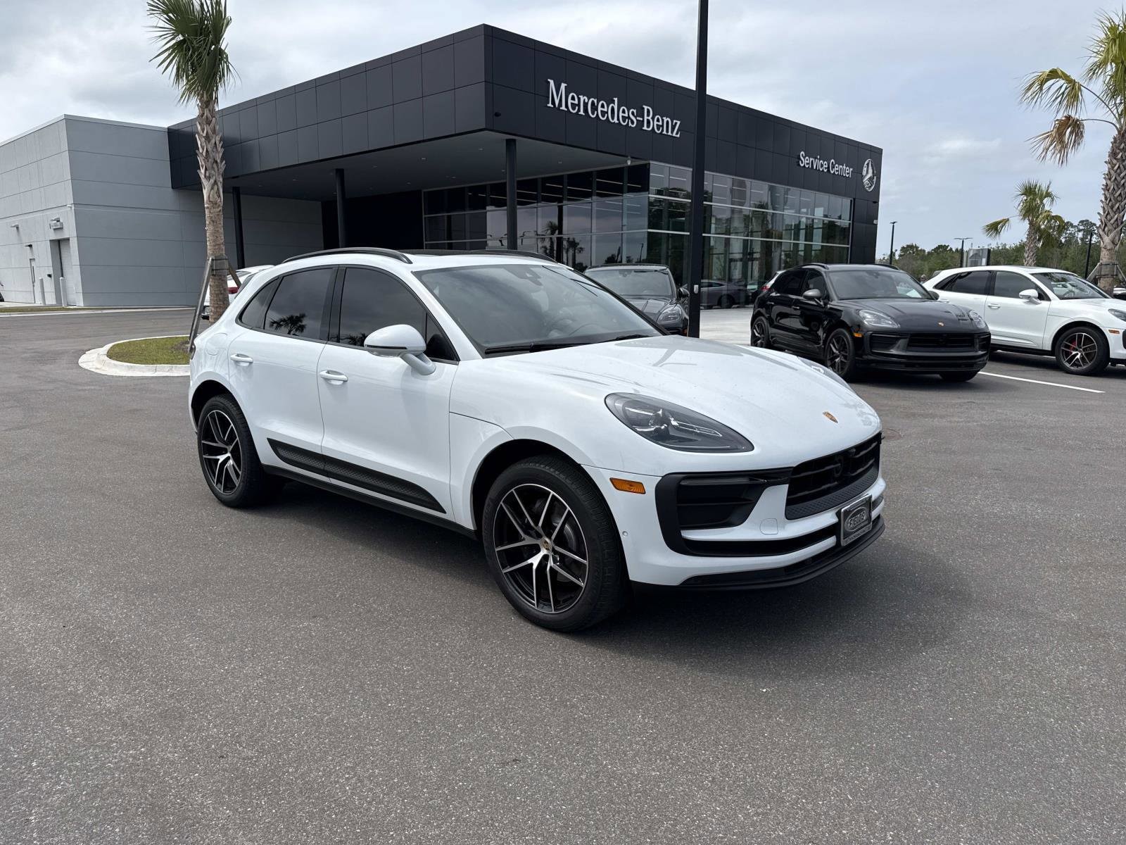 2023 Porsche Macan T's photo