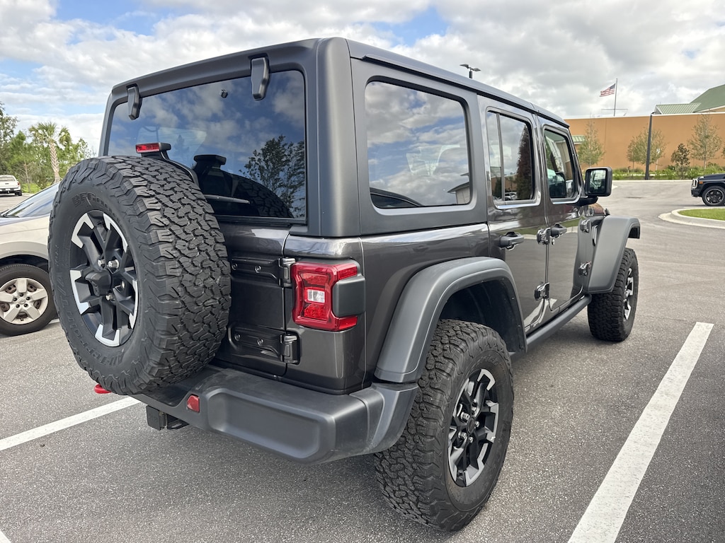 Used 2025 Jeep Wrangler Rubicon Rubicon 4x4