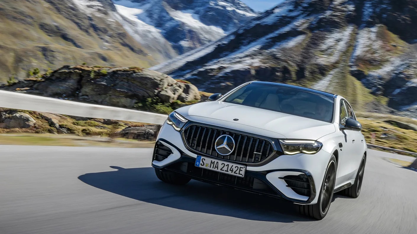 2025 Mercedes-Amg-E 53 Hybrid cruising