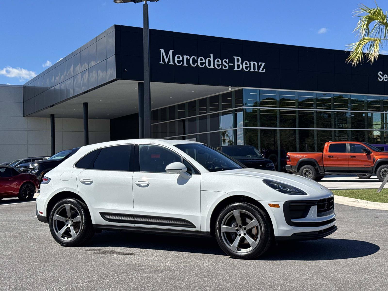 2024 Porsche Macan
