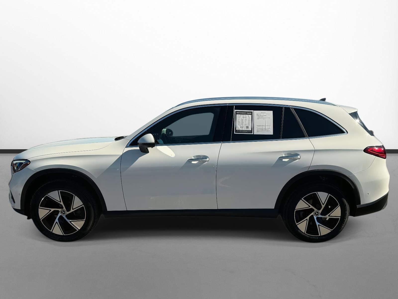 2024 Mercedes-Benz GLC GLC 300 - Photo 6