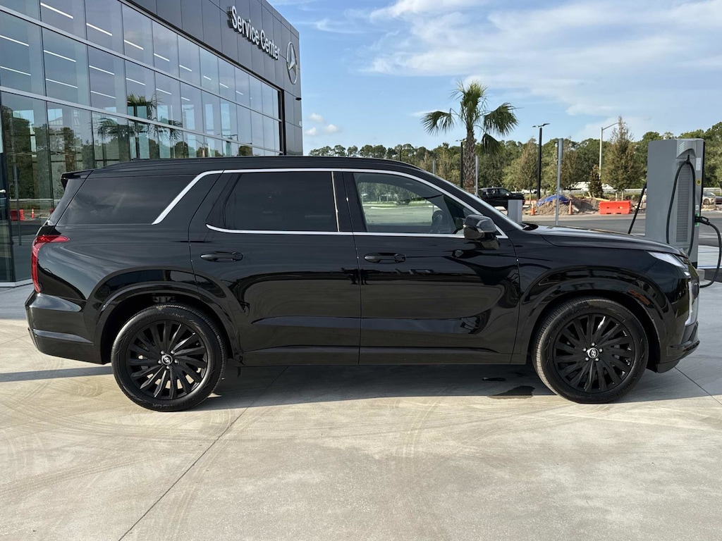 Used 2025 Hyundai Palisade Calligraphy Night Edition Calligraphy Night Edition AWD