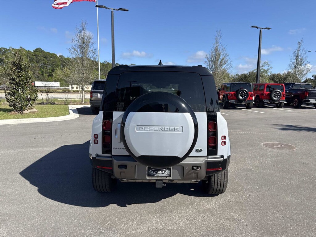 Used 2023 Land Rover Defender 90 X-Dynamic SE 90 X-Dynamic SE AWD