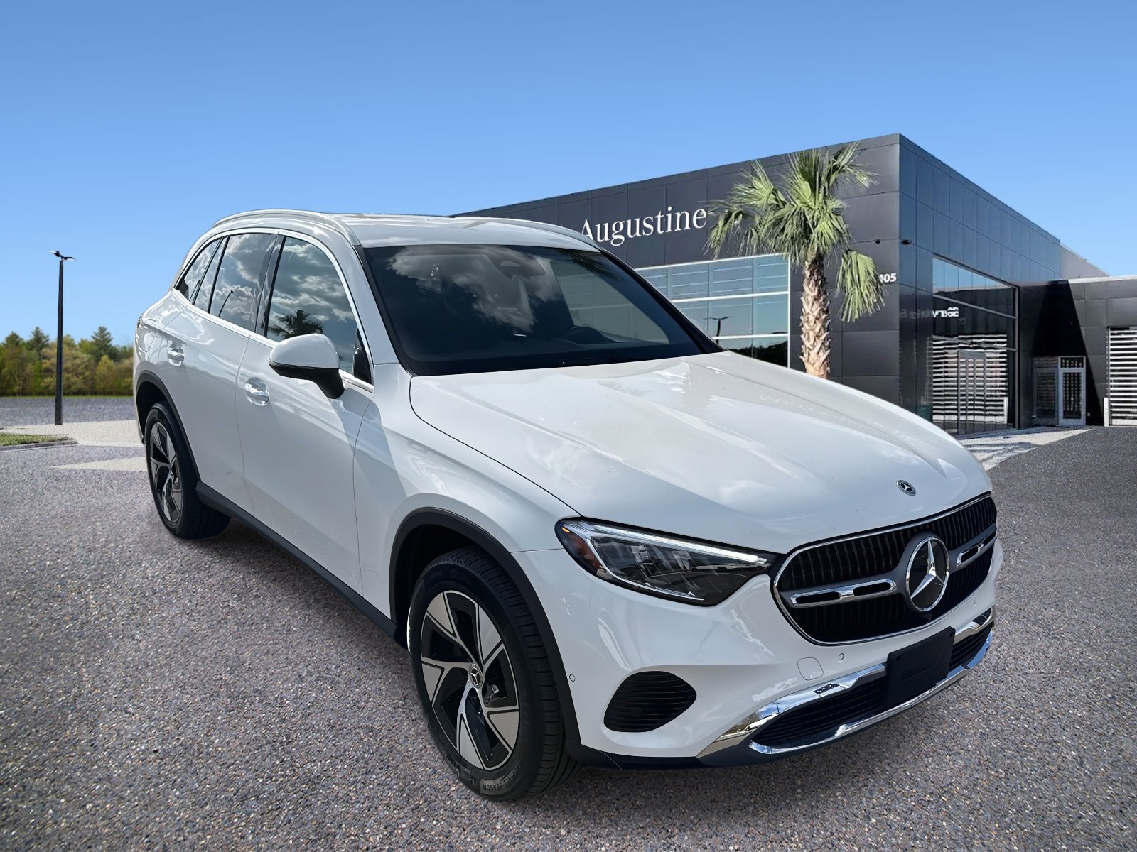 2024 Mercedes-Benz GLC GLC 300's photo