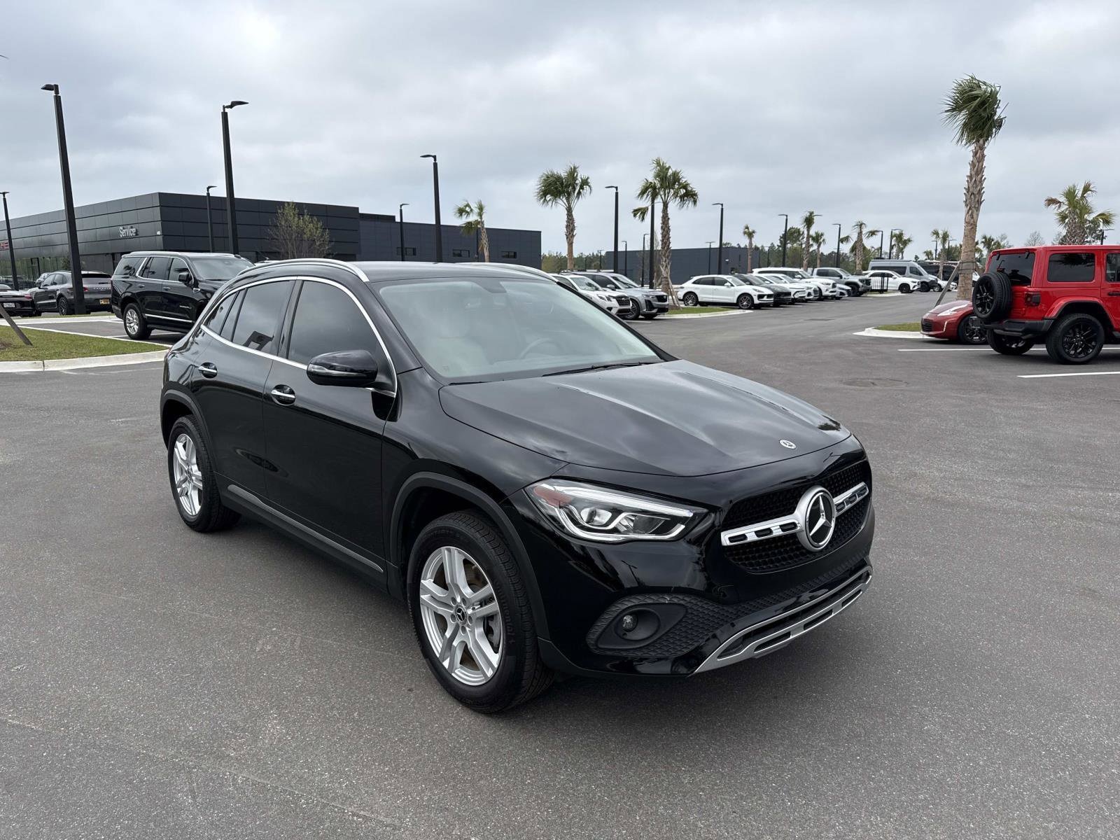 2023 Mercedes-Benz GLA Base