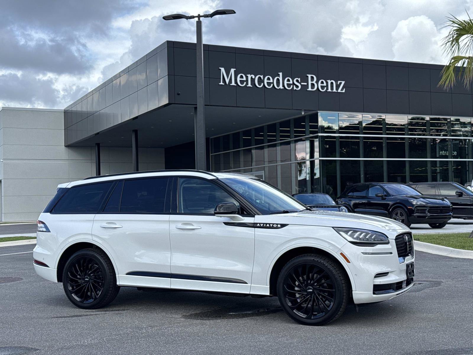  Lincoln Aviator
