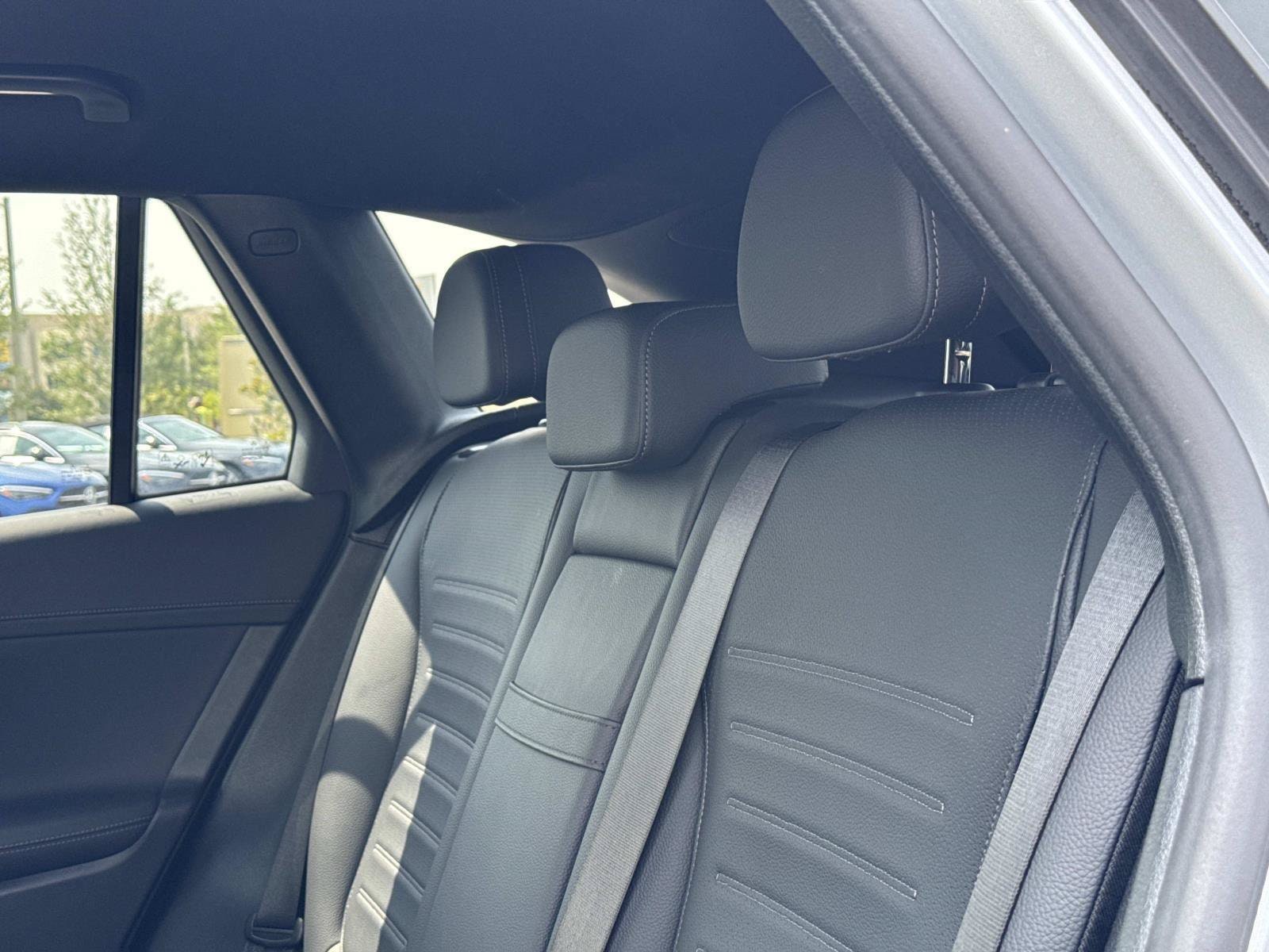 2025 Mercedes-Benz GLC Base - Photo 18