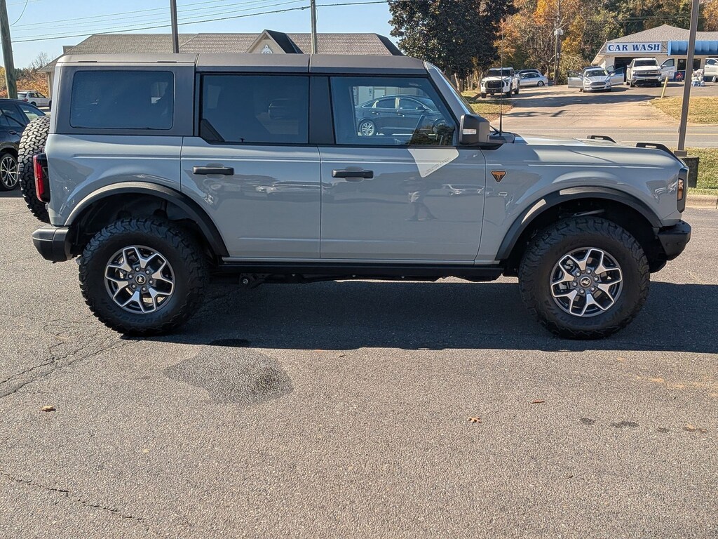 Used 2024 Ford Bronco Badlands SUV