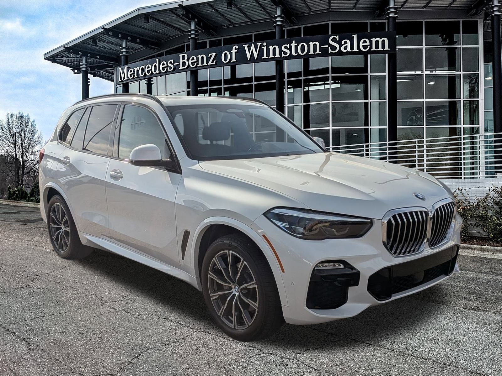2021 BMW X5 40i's photo