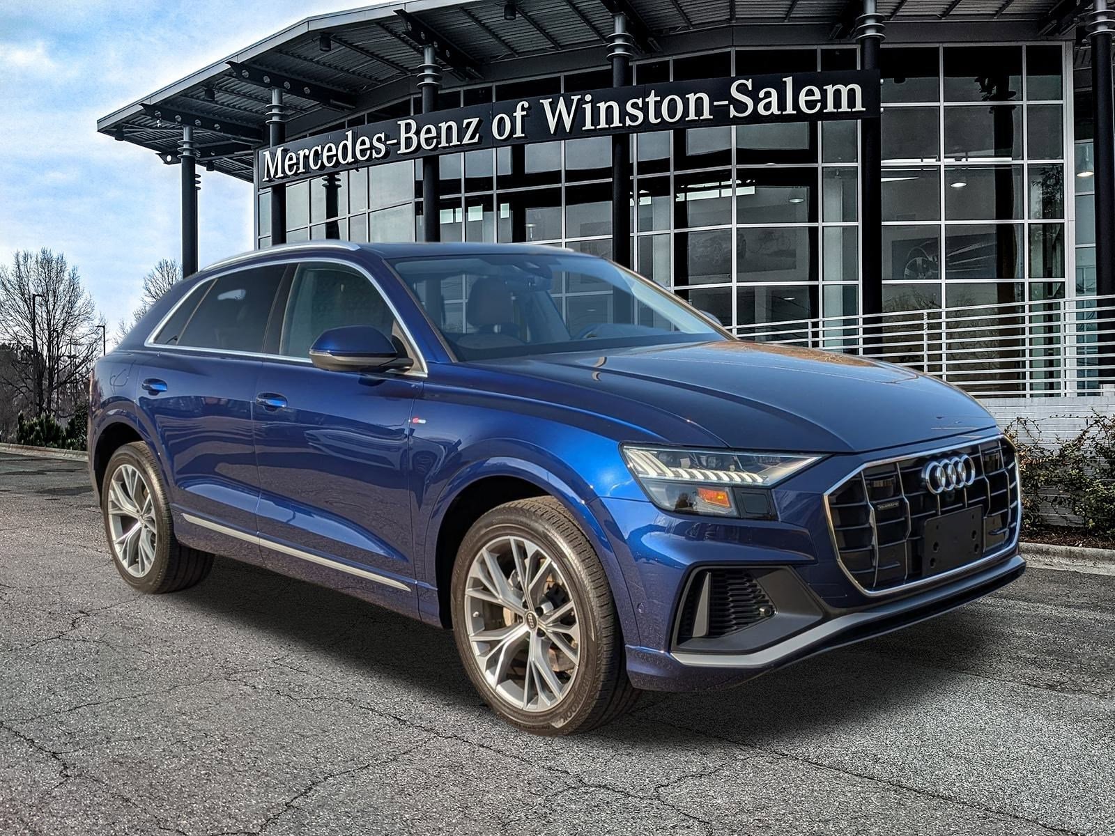 2023 Audi Q8 Premium Plus