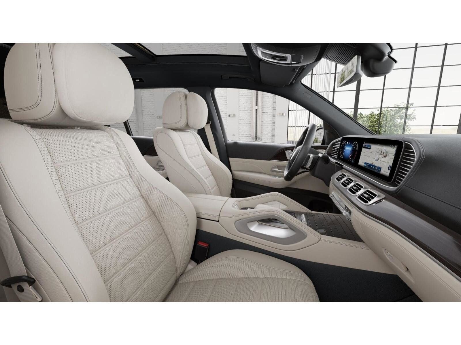 2026 Mercedes Benz GLS 580 4MATIC photo 4