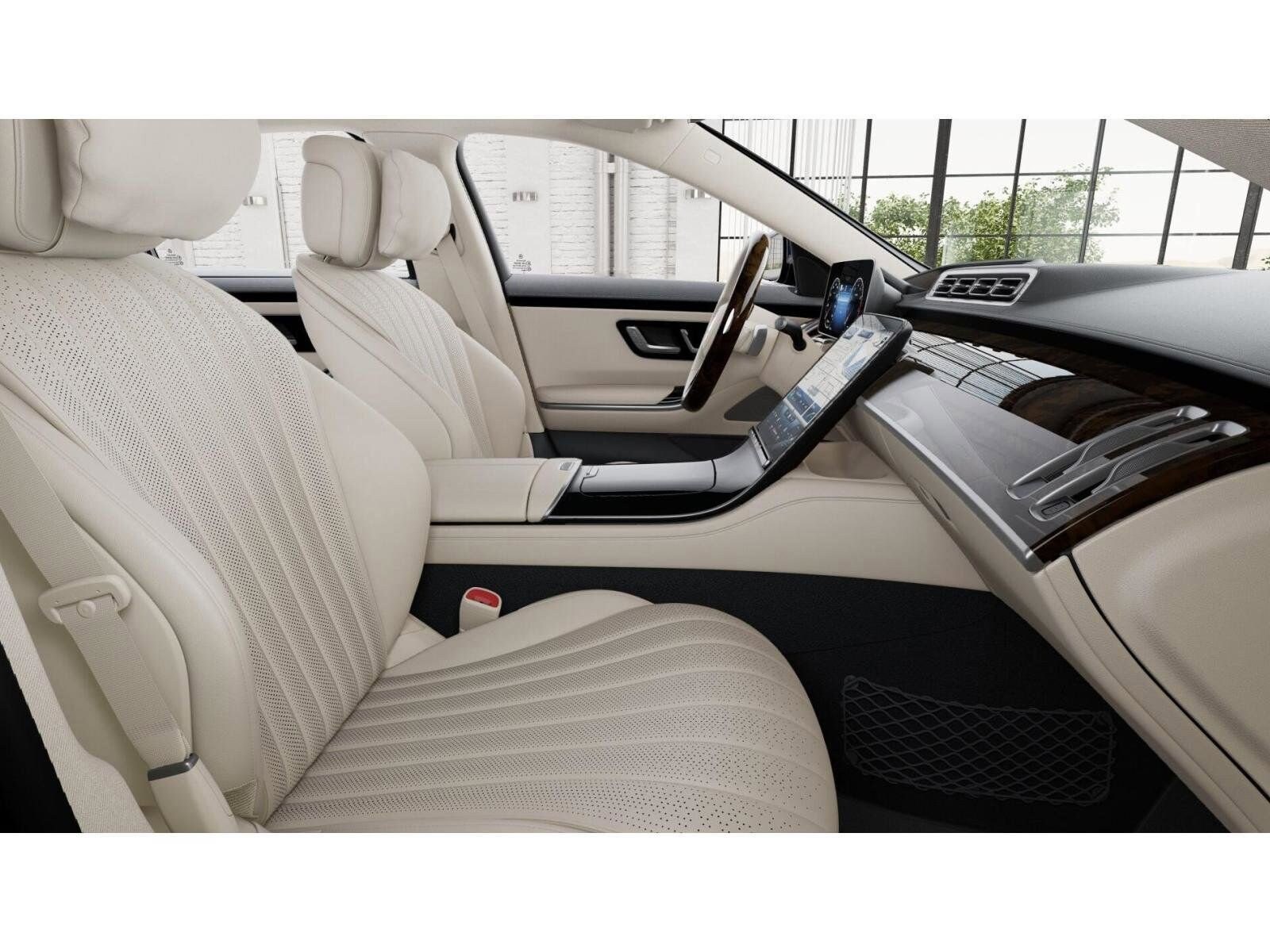 2026 Mercedes Benz S 500 4MATIC photo 2