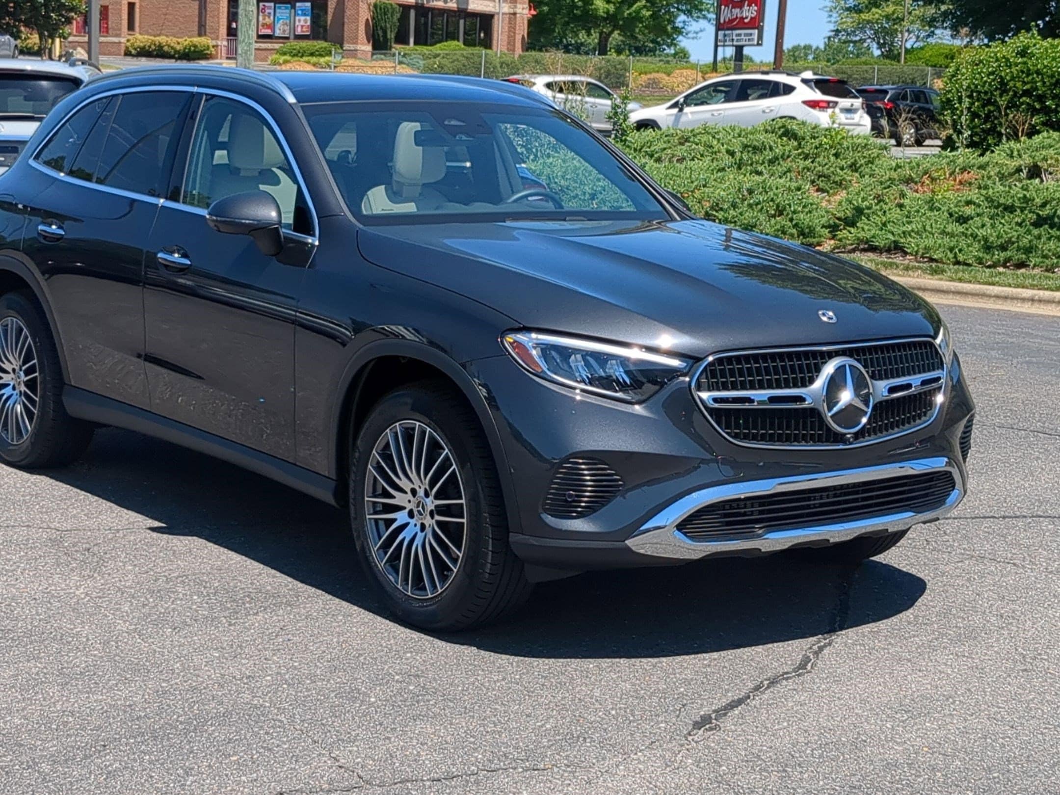 2024 Mercedes-Benz GLC GLC 300 4MATIC's photo