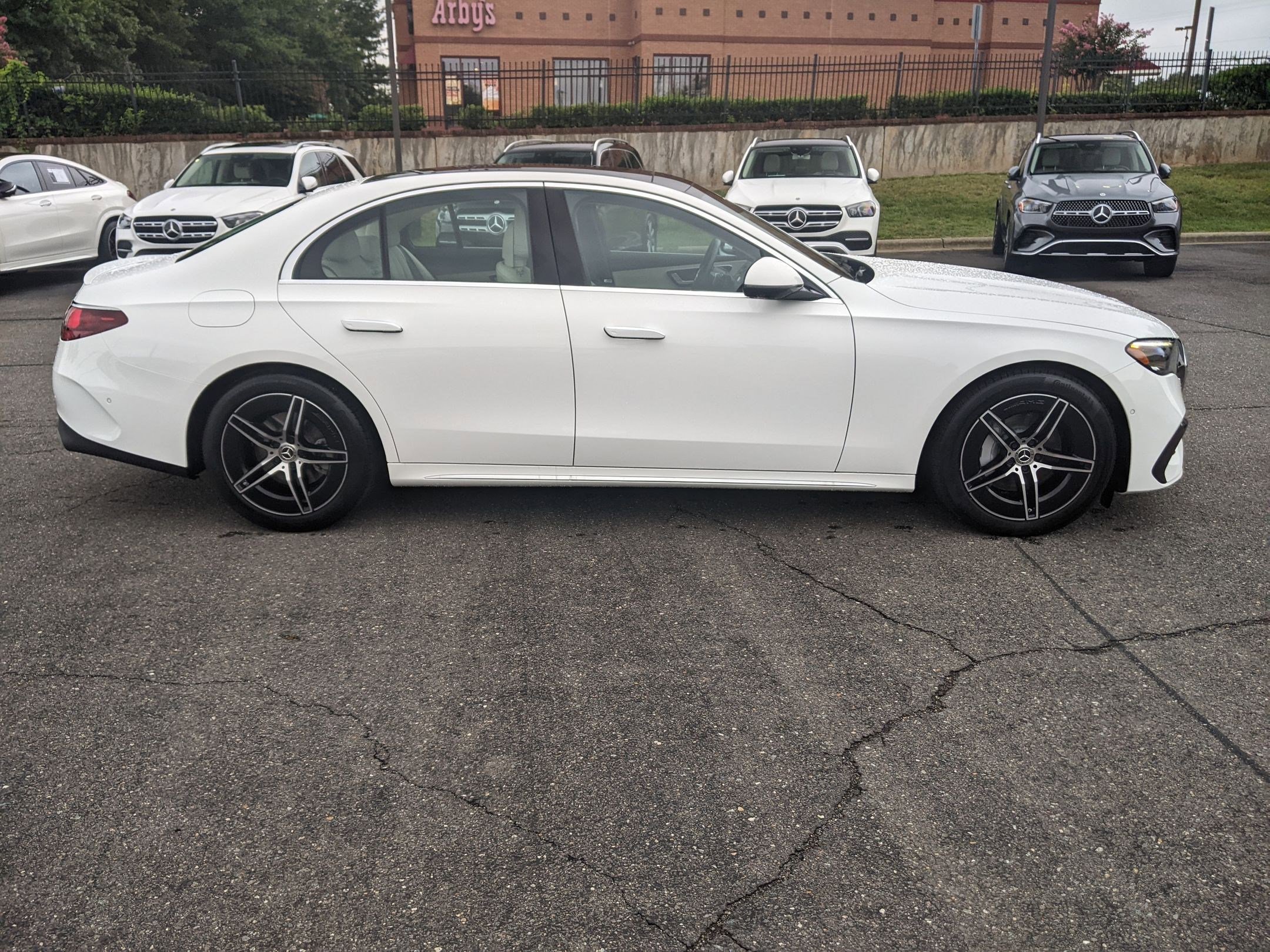 2025 Mercedes Benz E 350 4MATIC Sedan photo 2