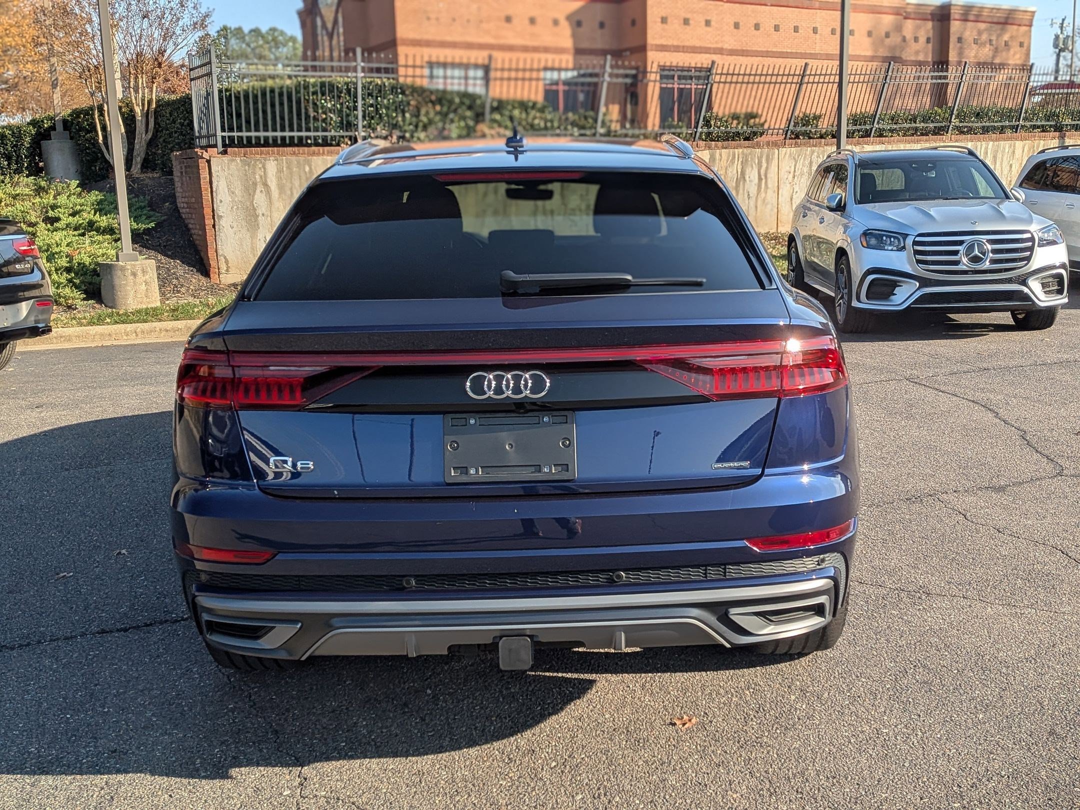 2023 Audi Q8 55 Premium Plus photo 3