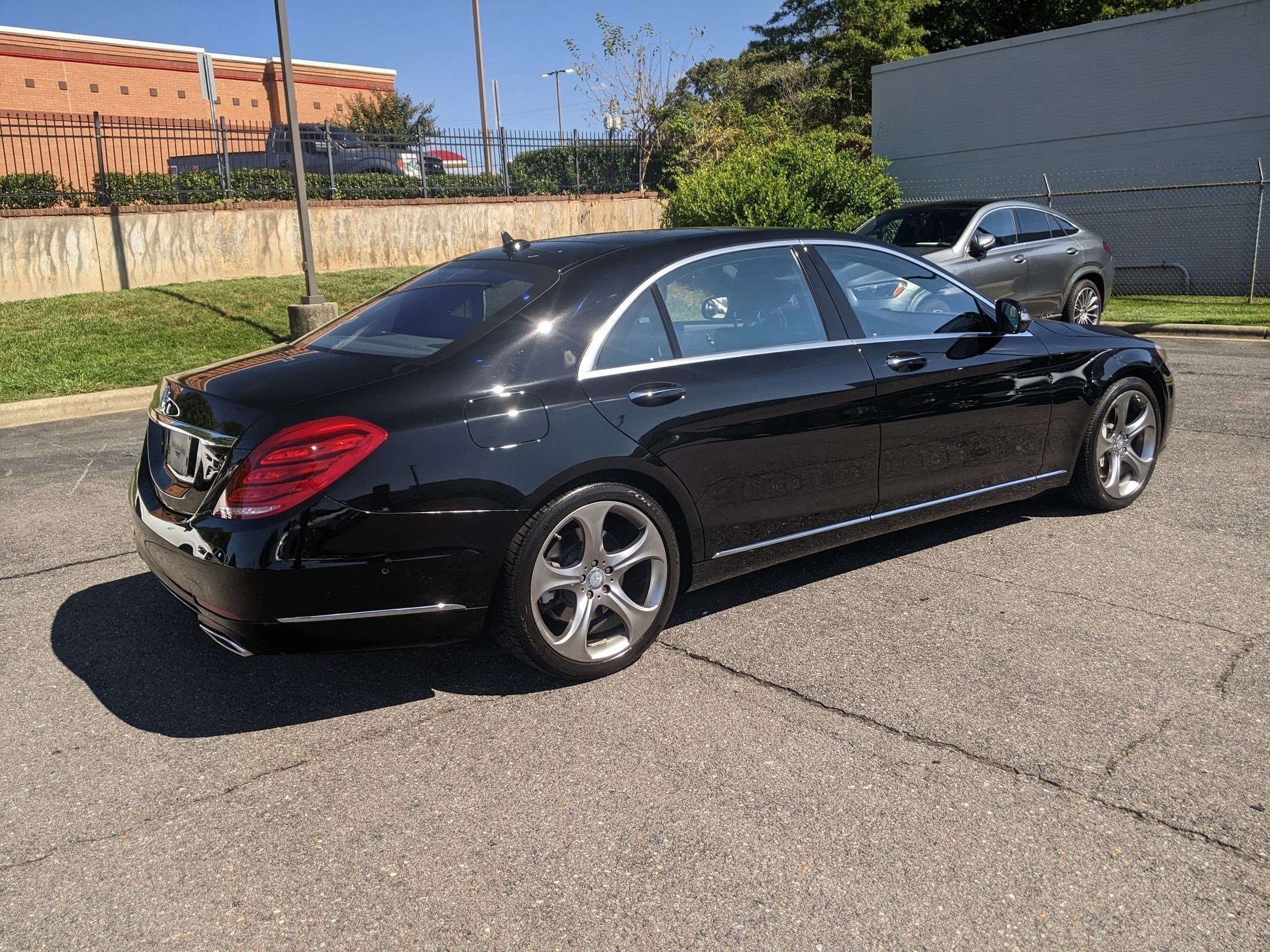 2015 Mercedes Benz S 550 photo 2