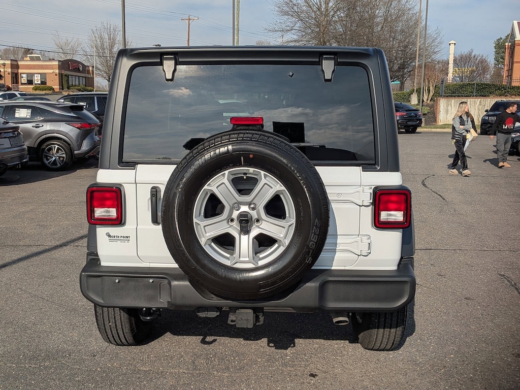 Used 2022 Jeep Wrangler Unlimited Sport SUV