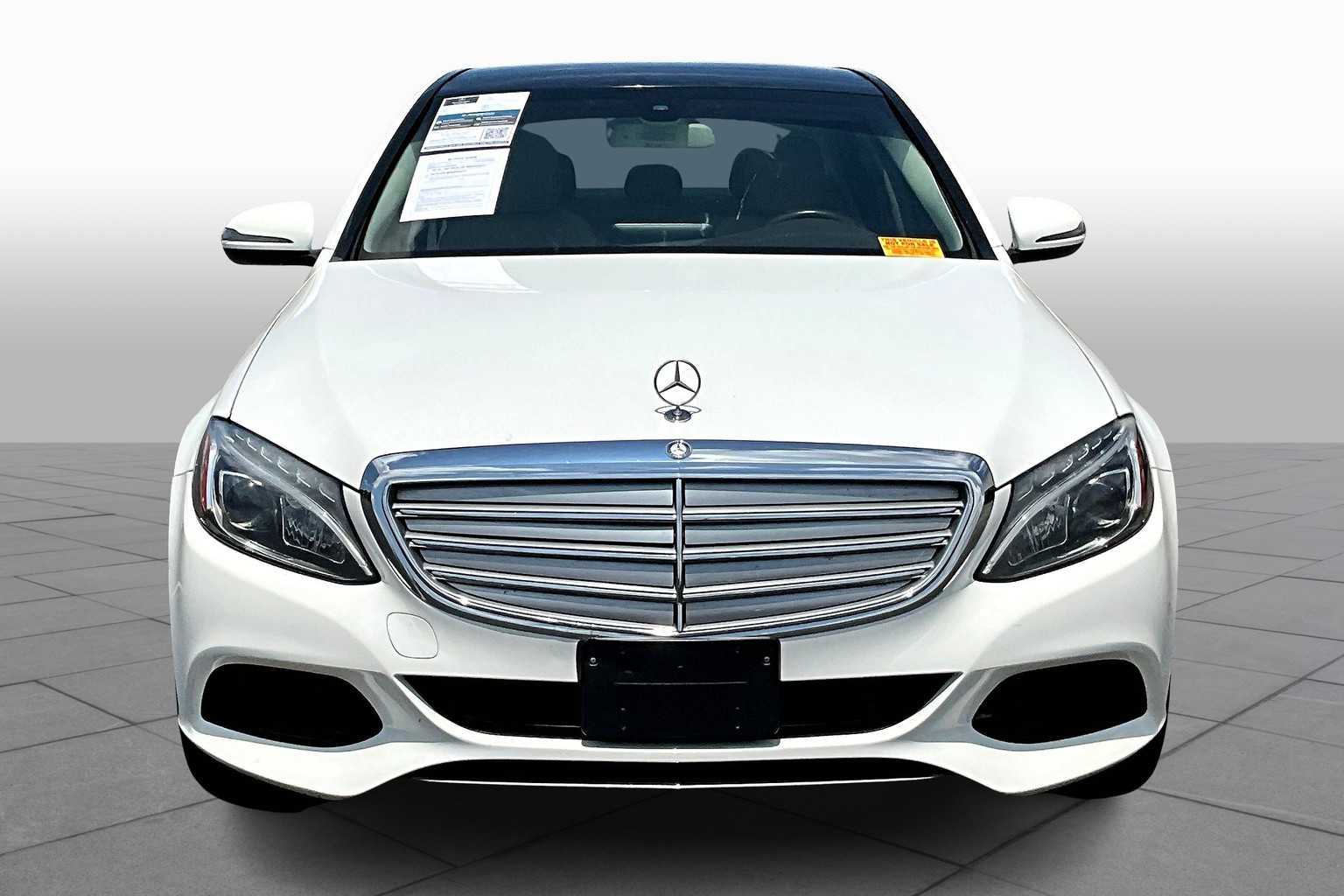 2016 Mercedes Benz C 300 Sport photo 2