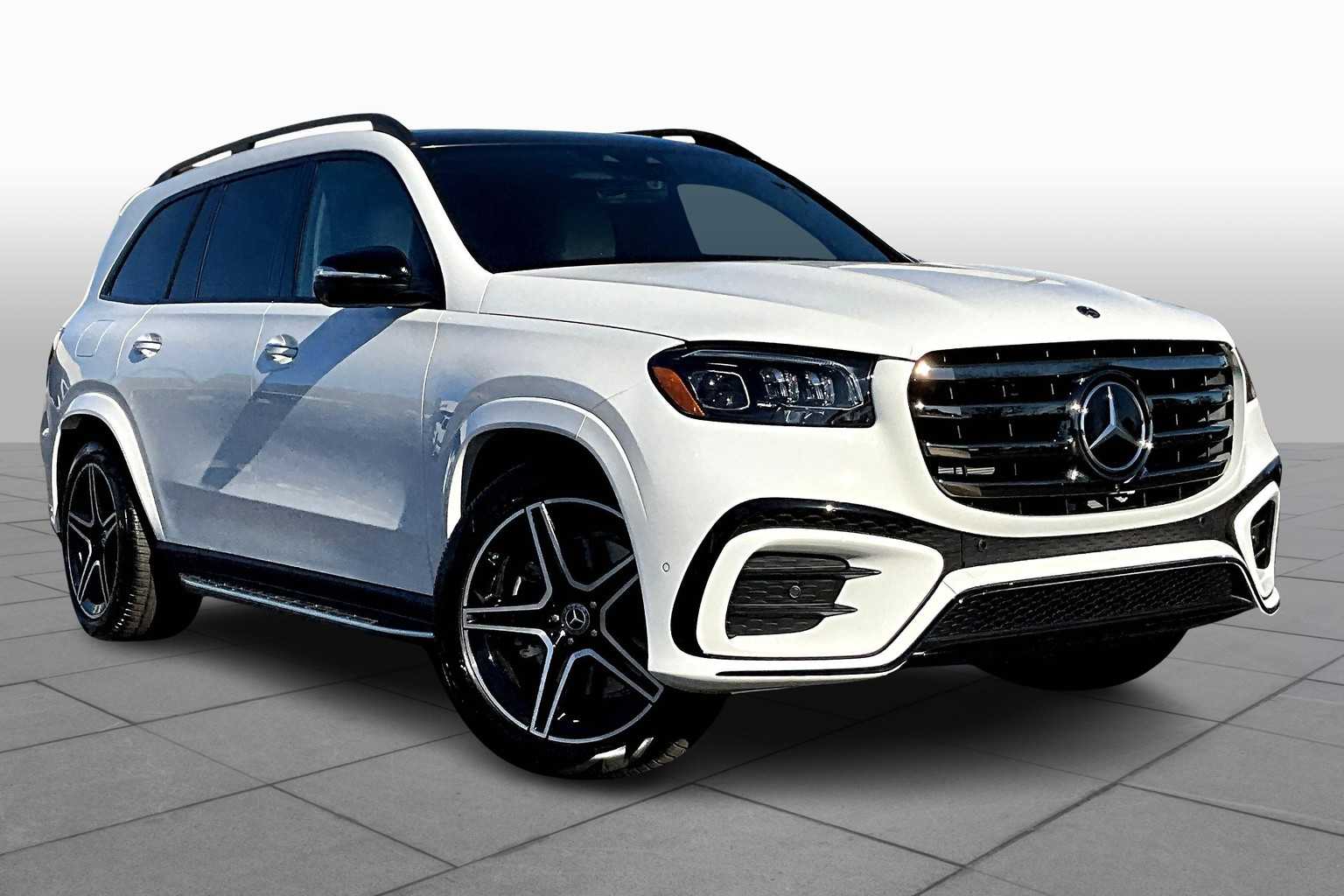 2025 Mercedes Benz GLS 450 4MATIC photo 2