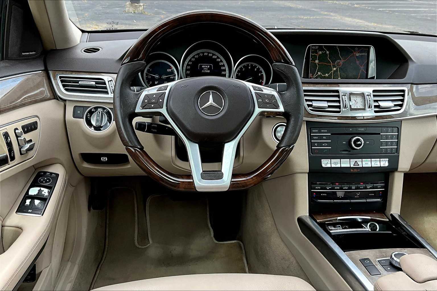 2016 Mercedes Benz E 350 photo 4