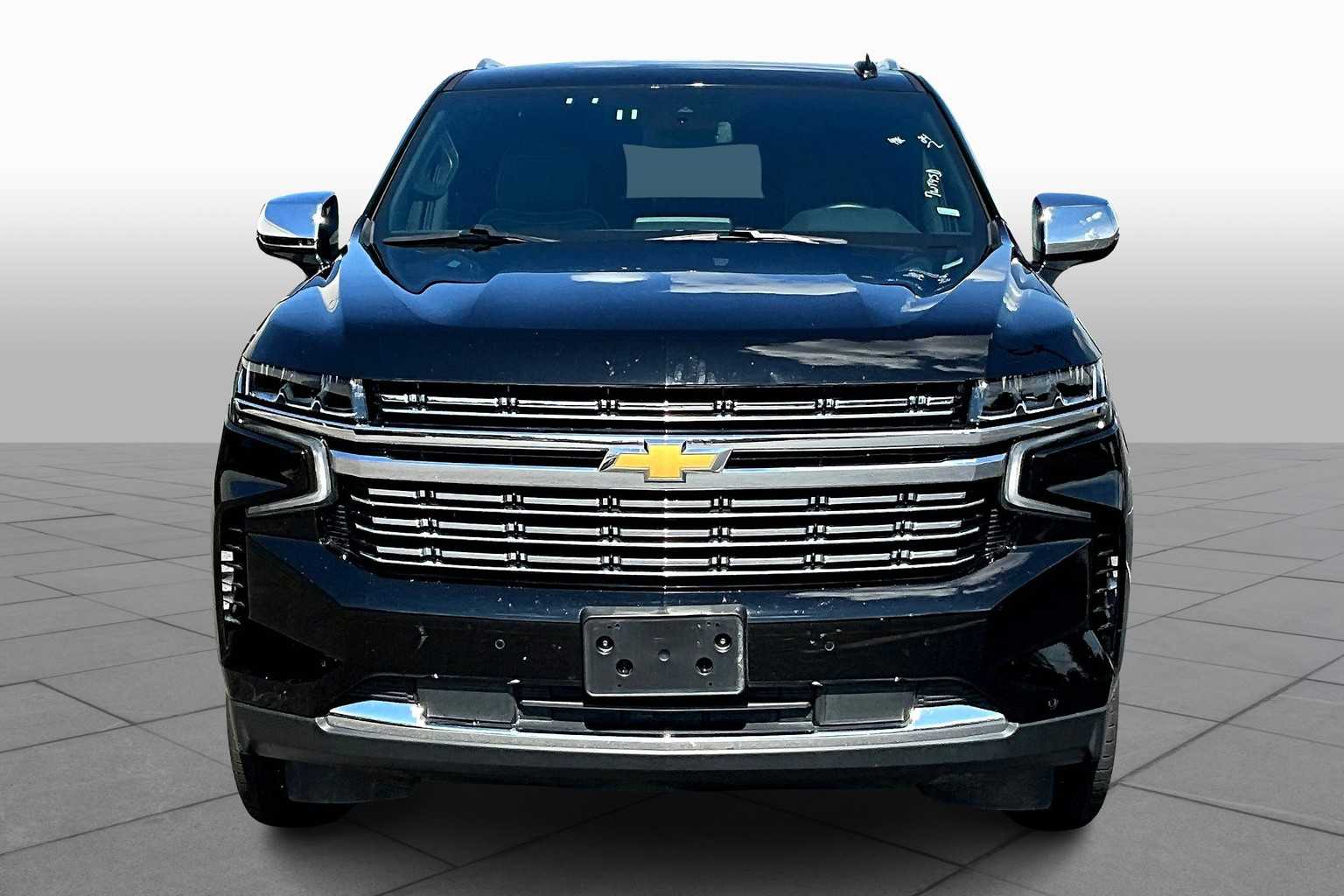 2024 Chevrolet Tahoe Premier photo 2