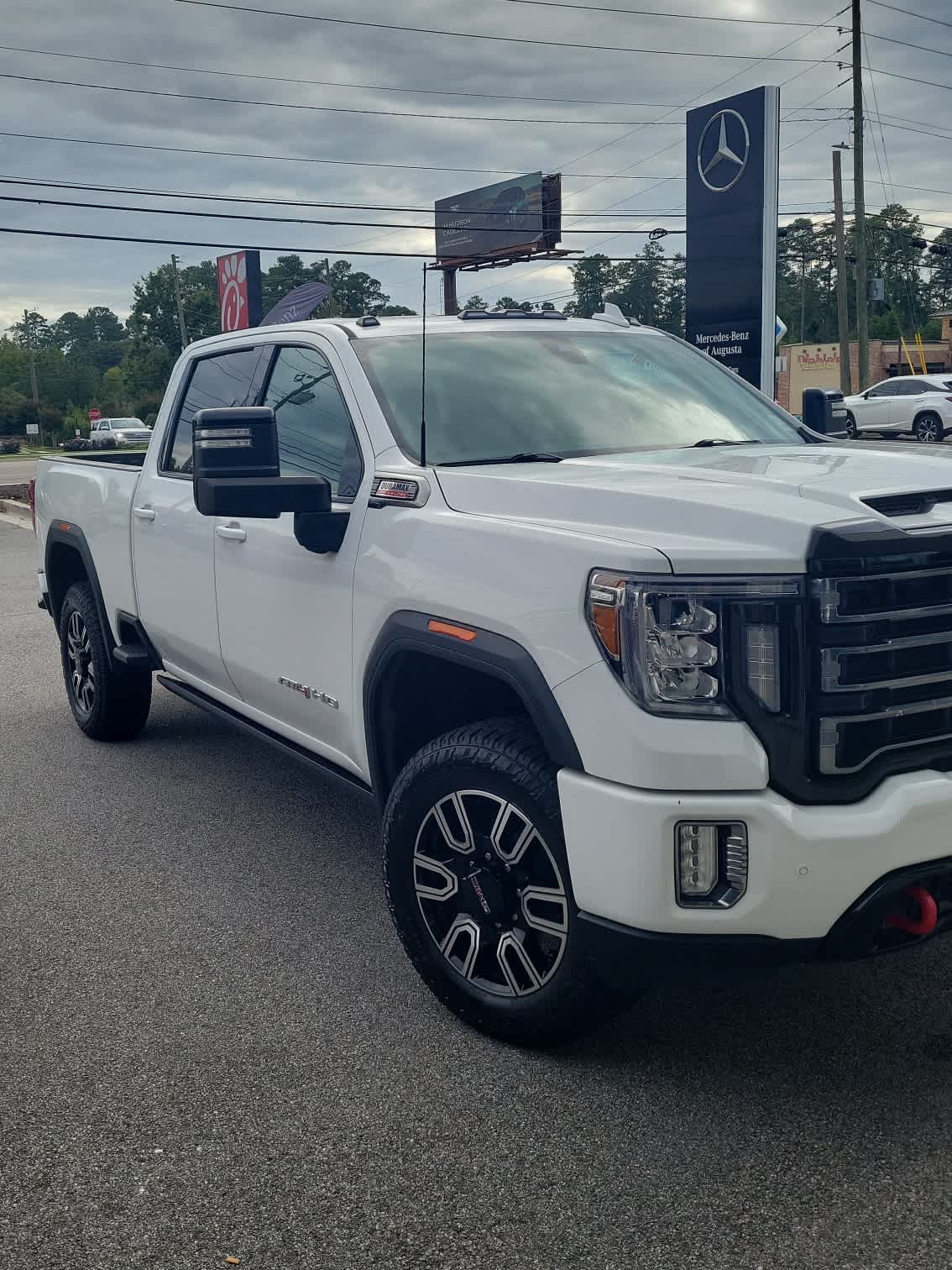 2022 Gmc Sierra HD AT4 photo 3