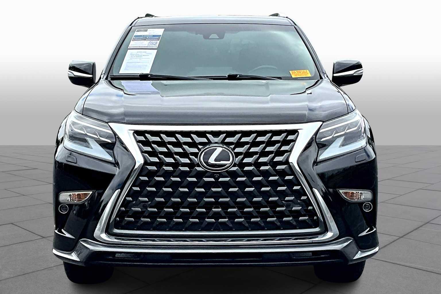 2022 Lexus GX 460 Luxury photo 2