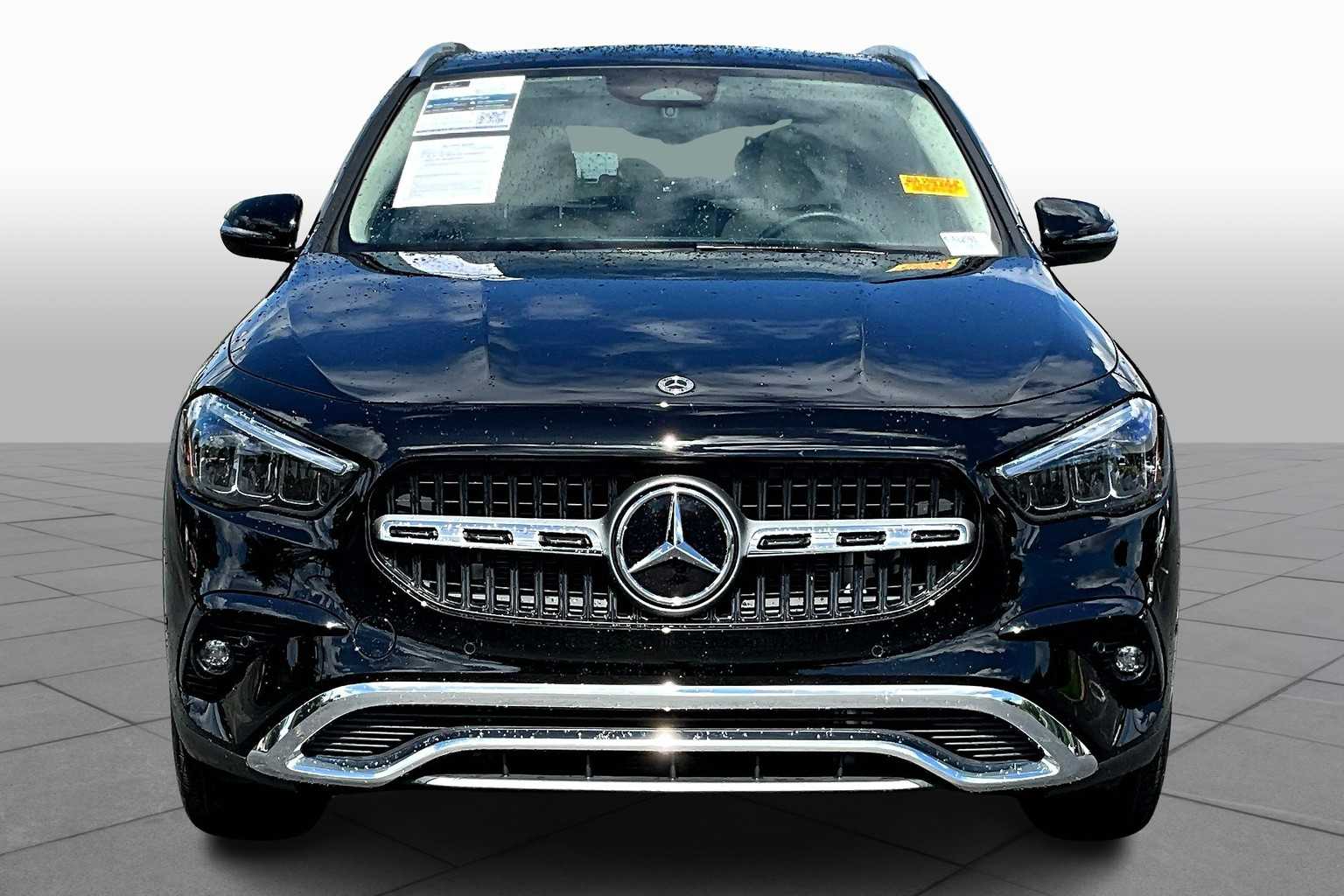 2025 Mercedes Benz GLA 250 photo 3