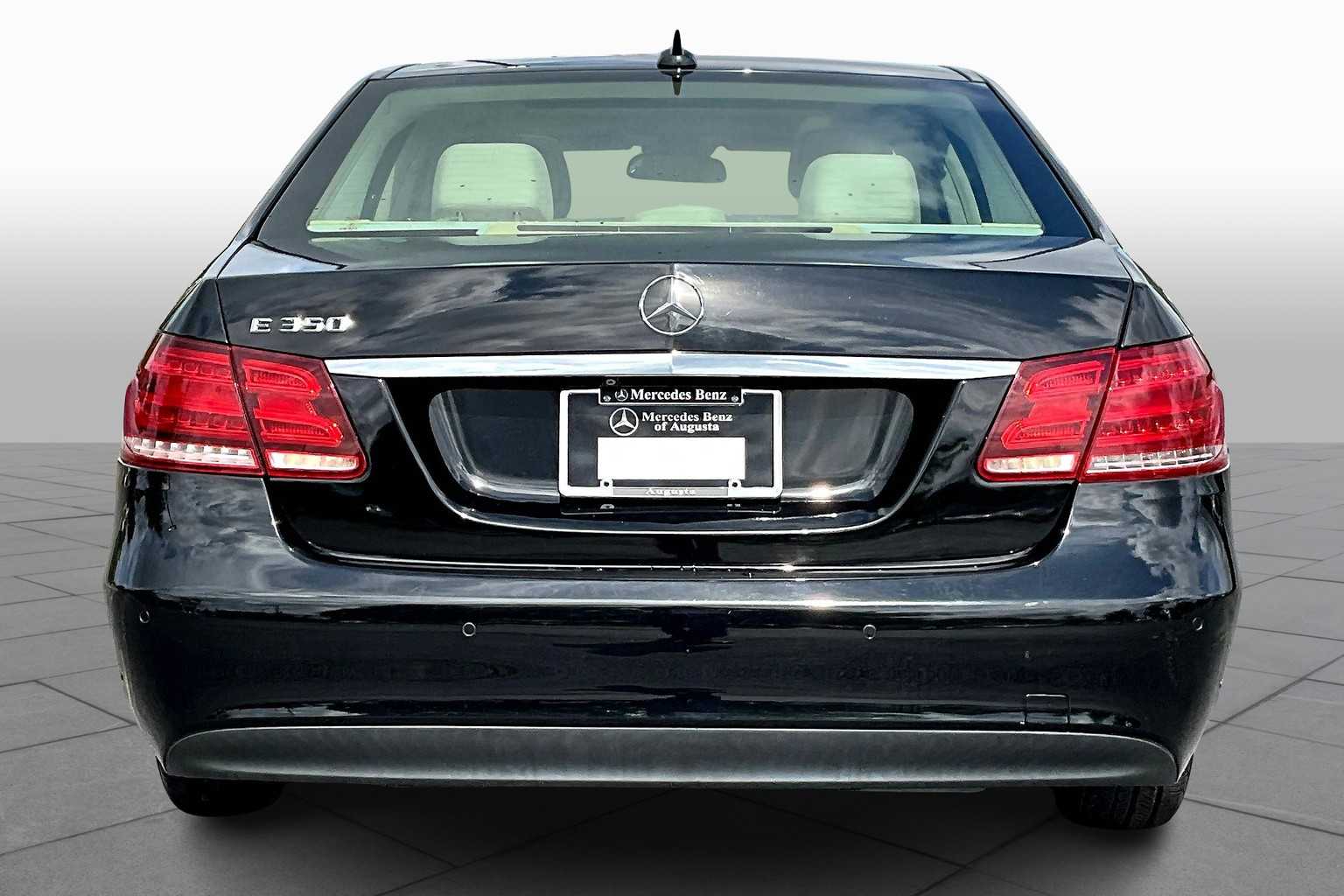 2016 Mercedes Benz E 350 photo 3