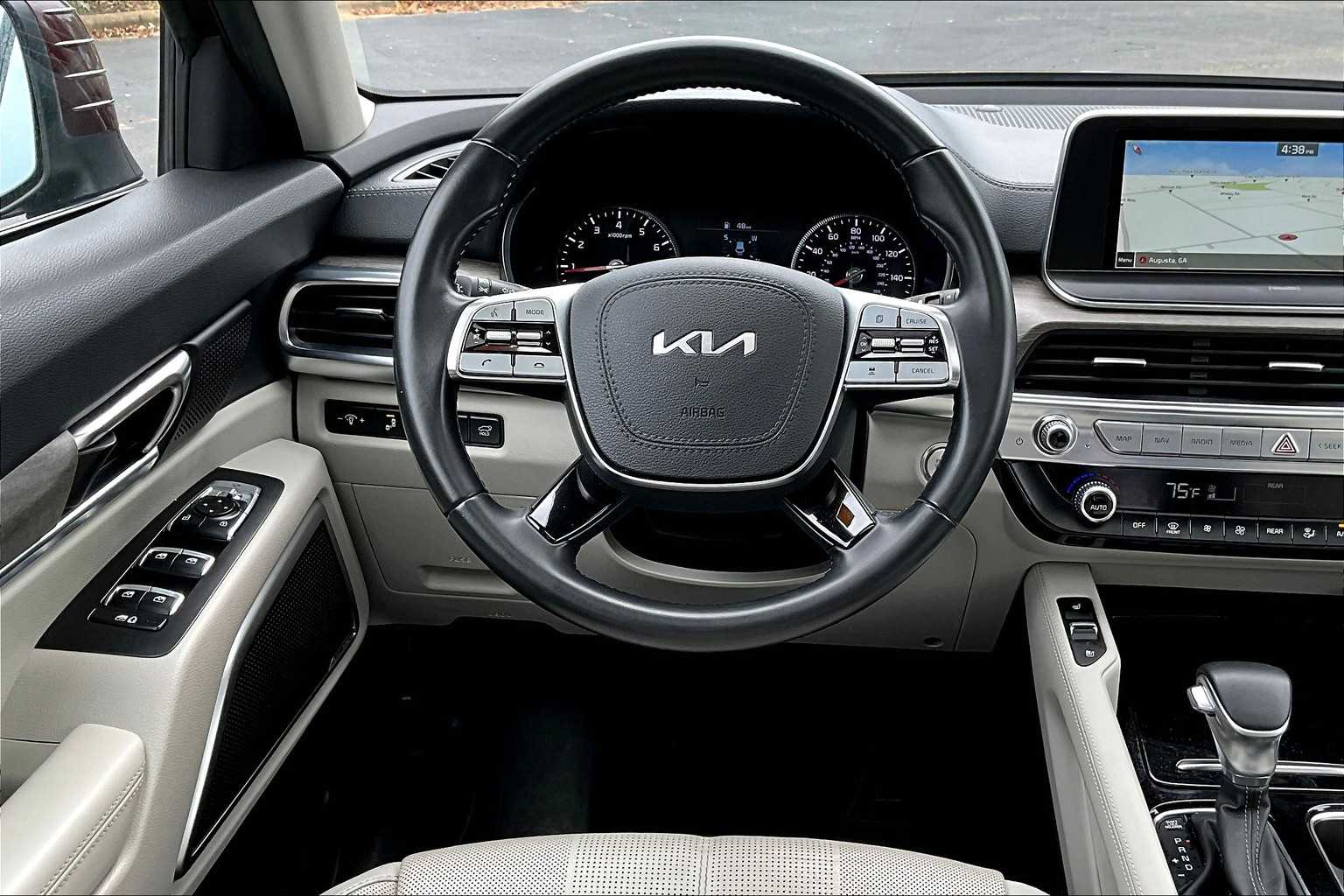 2022 Kia Telluride EX photo 4
