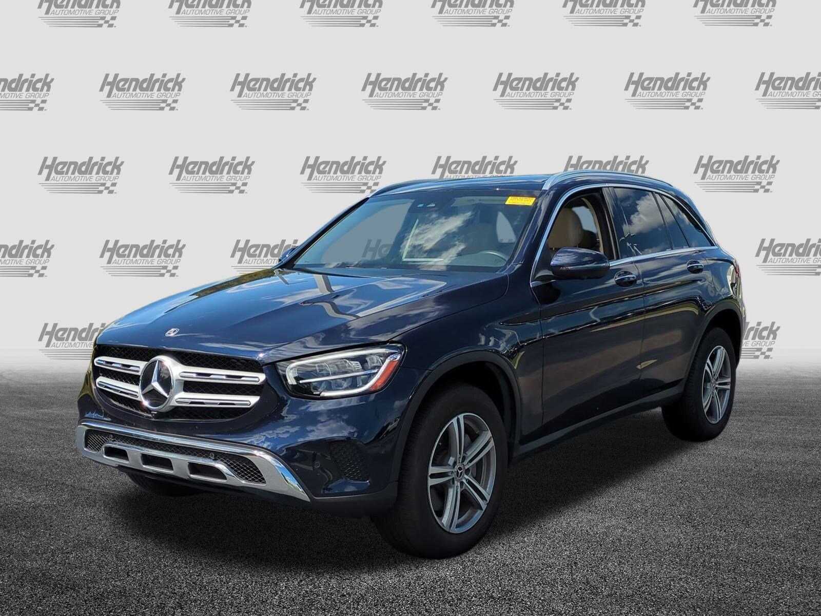 2022 Mercedes Benz GLC 300 4MATIC photo 2