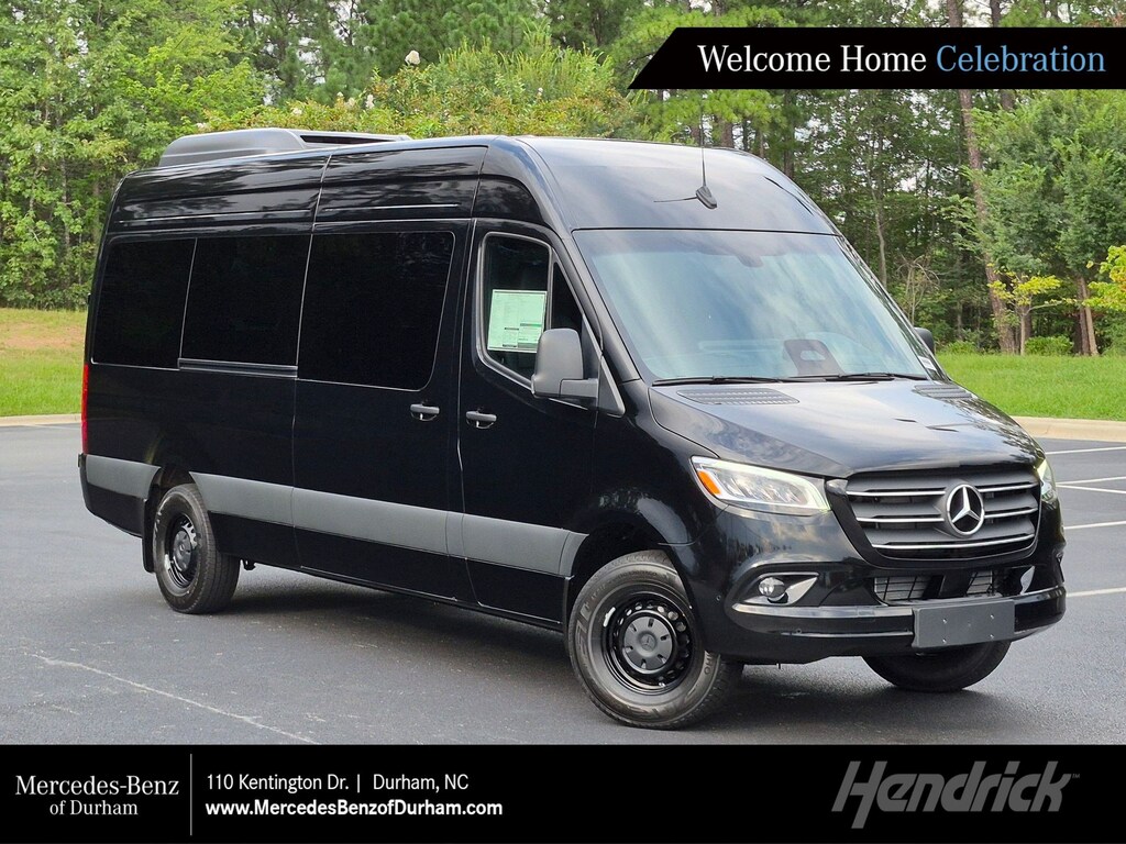 New 2026 Mercedes-Benz Sprinter Passenger Van 2500 High Roof I4 Diesel HO 170 RWD Van