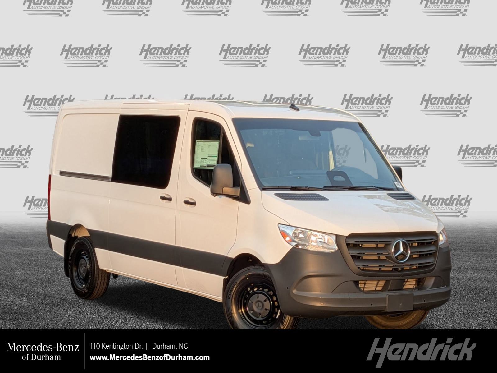 2026 Mercedes-Benz Sprinter 2500 144 WB's photo