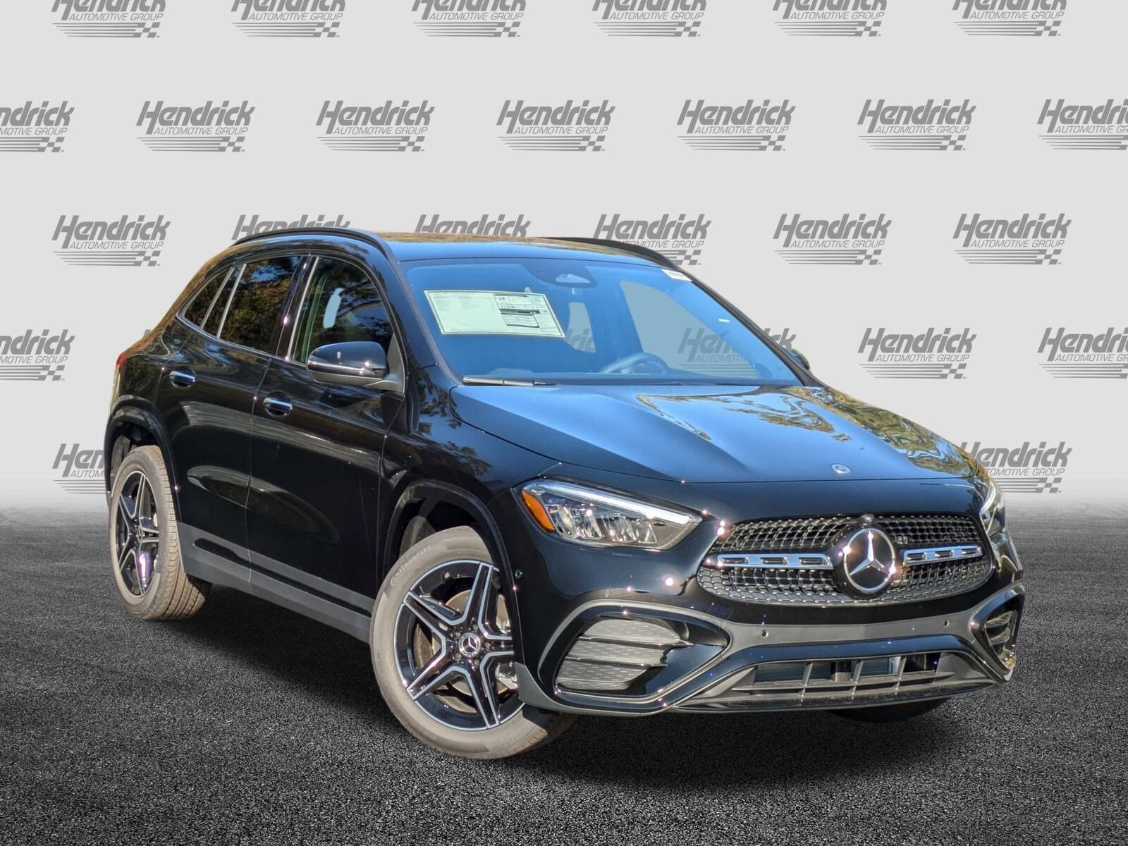 2025 Mercedes Benz GLA 250 4MATIC photo 2