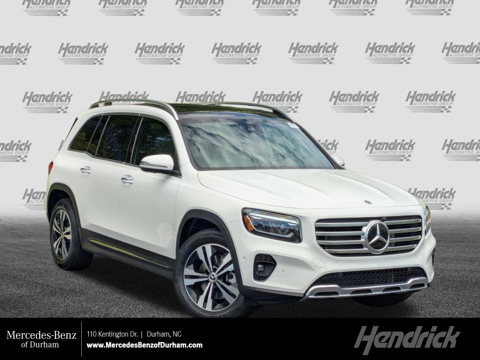 2025 Mercedes-Benz GLB Base's photo