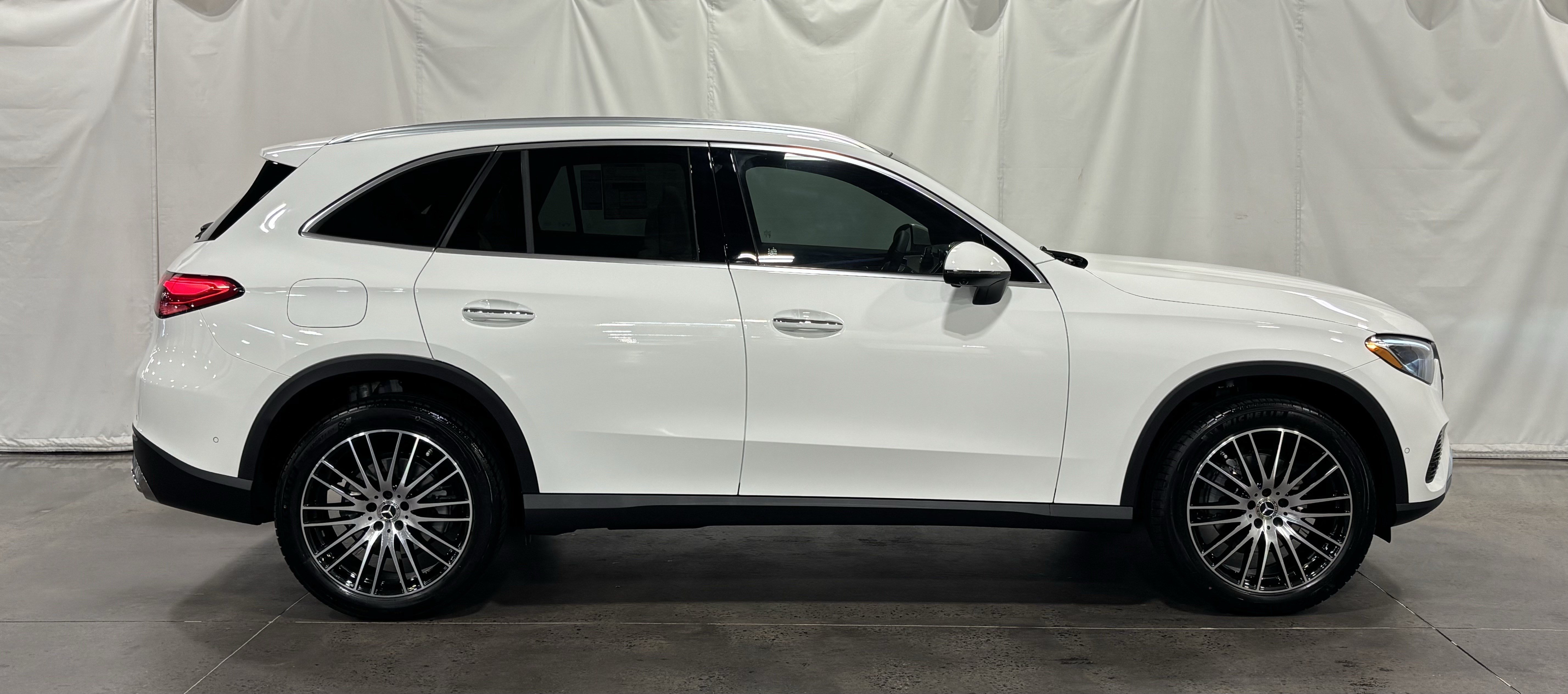 Certified 2027 Mercedes-Benz GLC 300 SUV