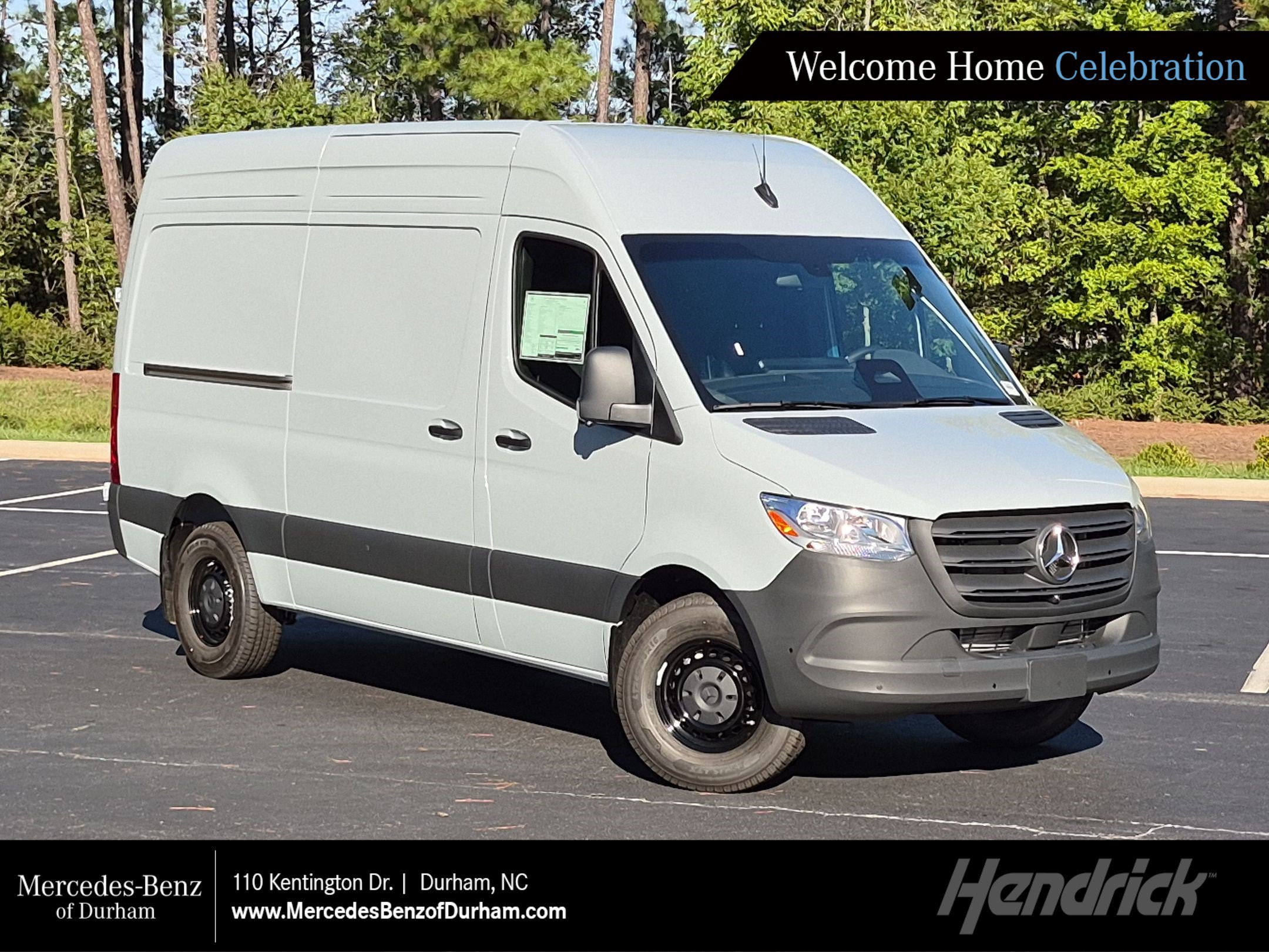  Mercedes-Benz Sprinter Cargo Van
