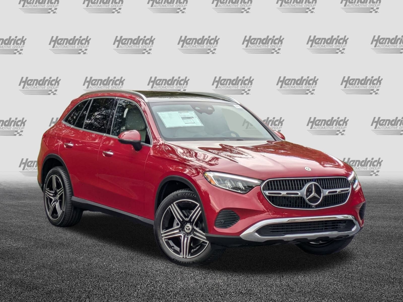 2026 Mercedes Benz GLC 300 photo 2