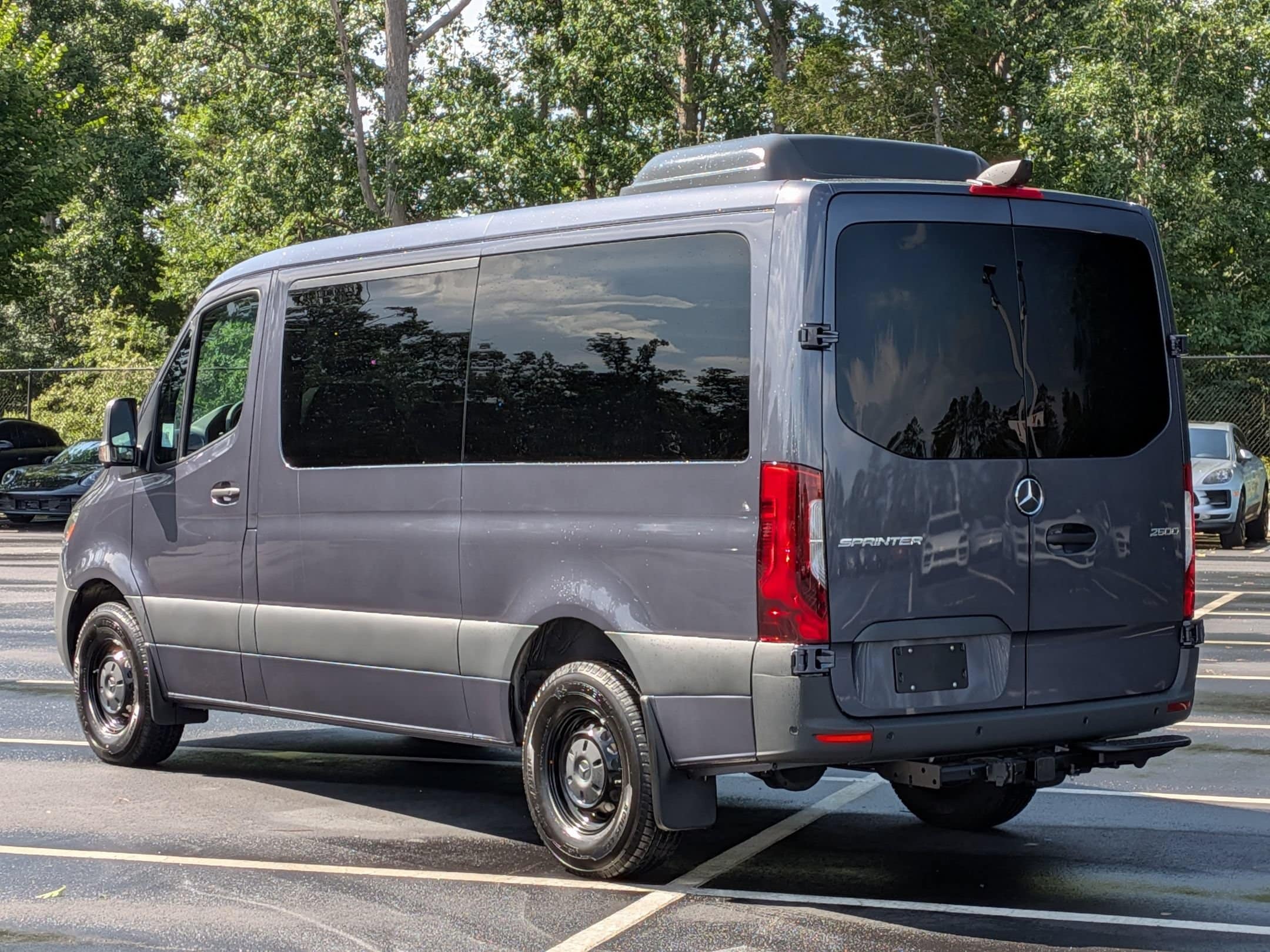Mercedes-Benz Sprinter Passenger Van 2500 Standard Roof I4 Diesel HO 144 RWD